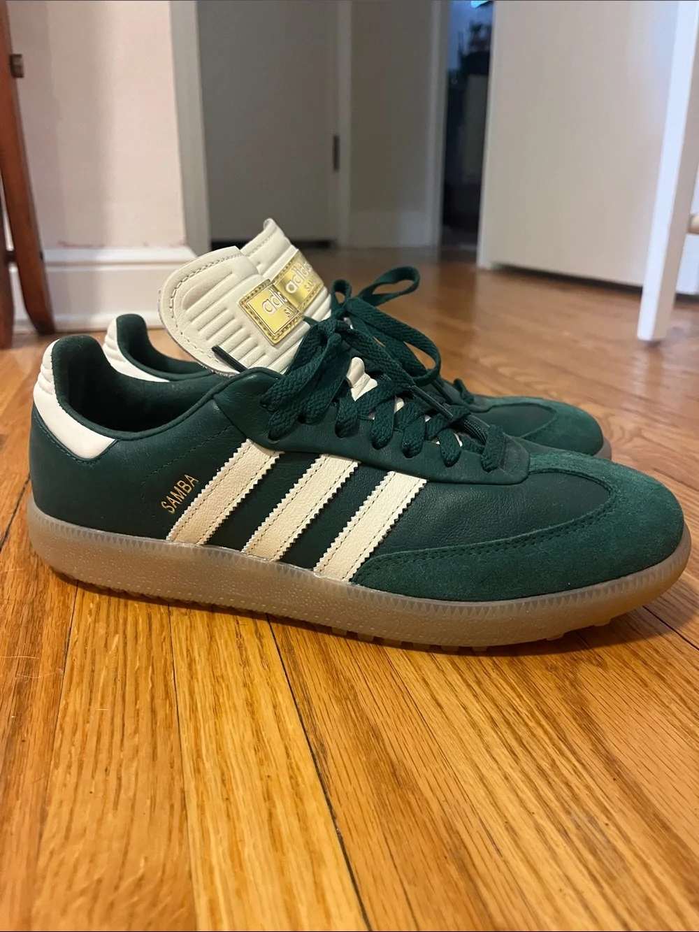 adidas Men's Samba Spikeless Golf Shoes